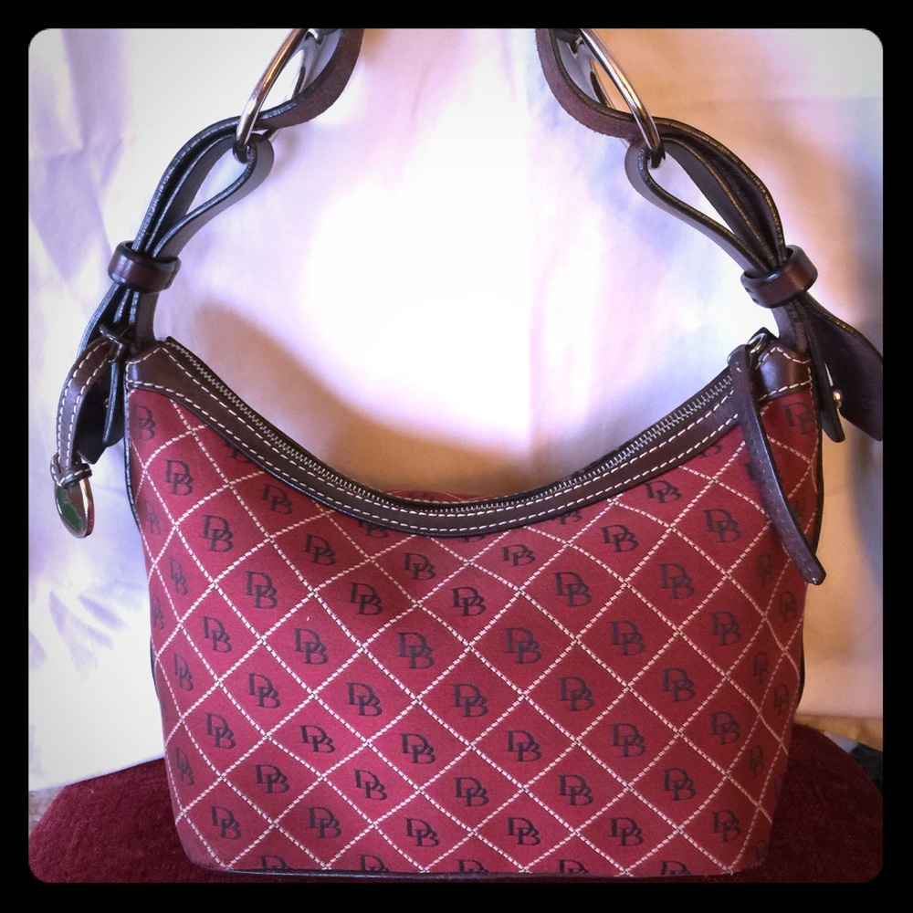 Dooney & Bourke bag